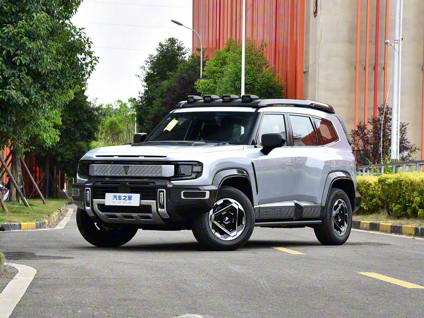  Deepal G318