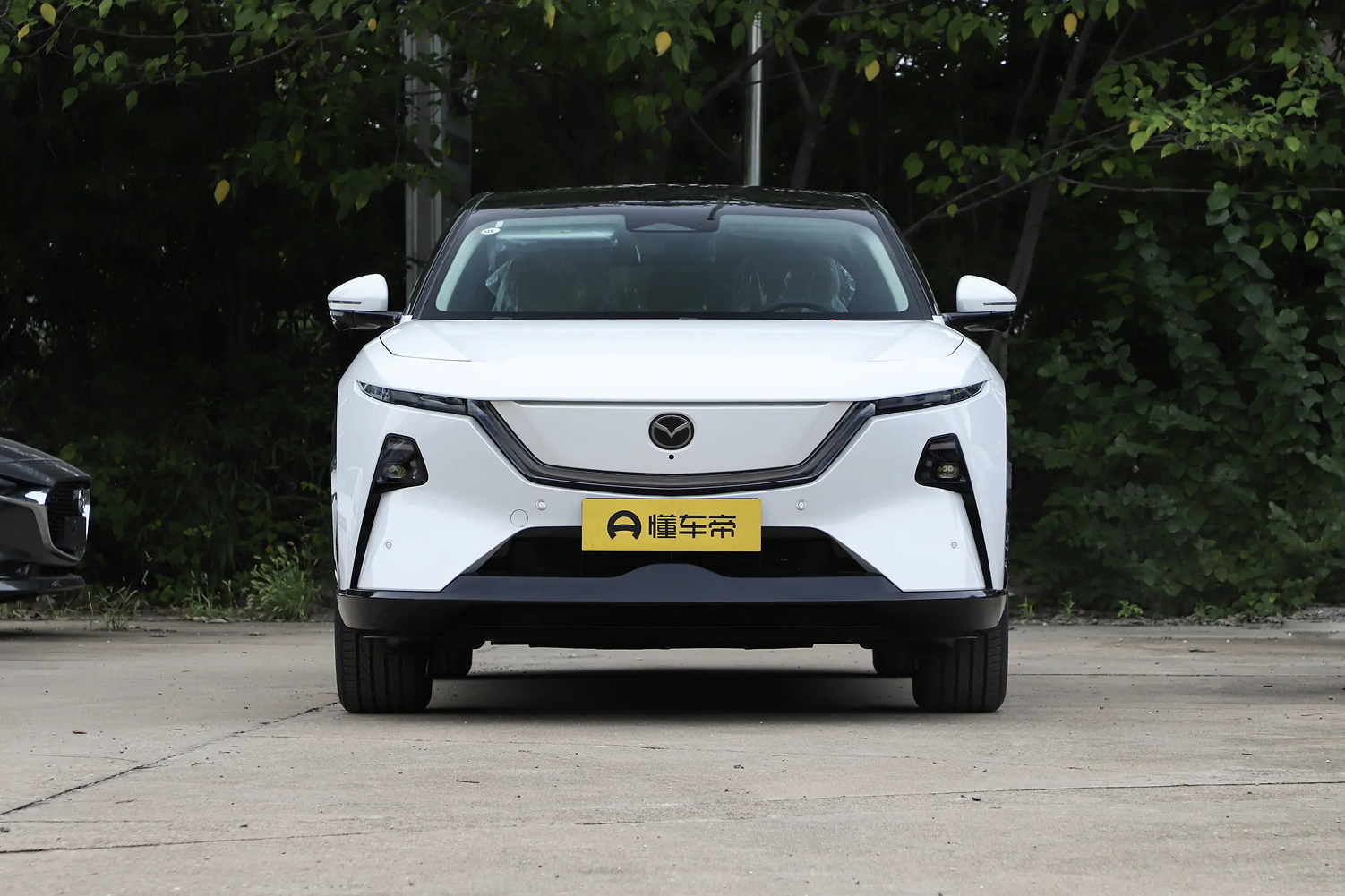  Mazda EZ-60 Hybrid