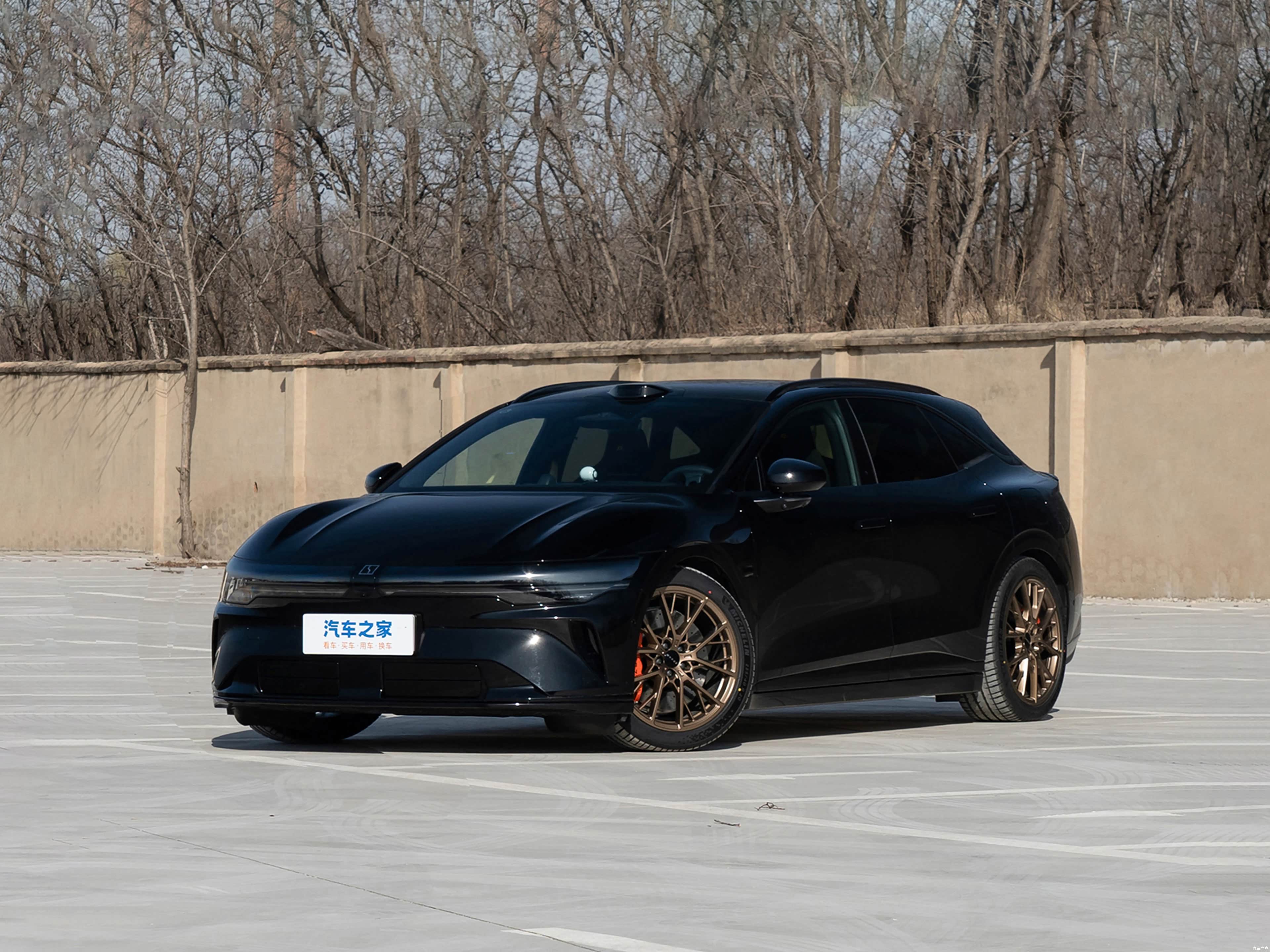  Zeekr 007 GT