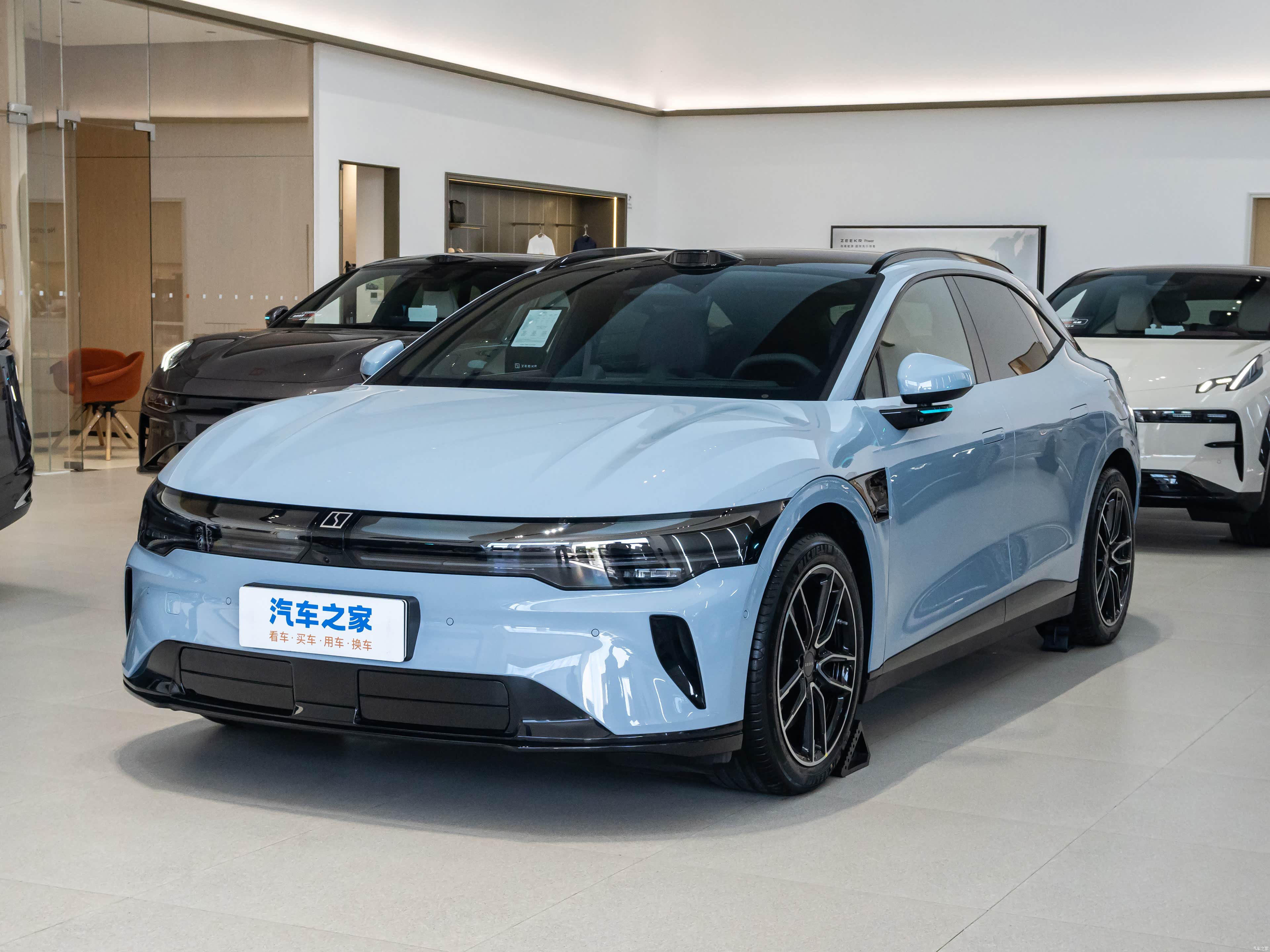  Zeekr 007 GT