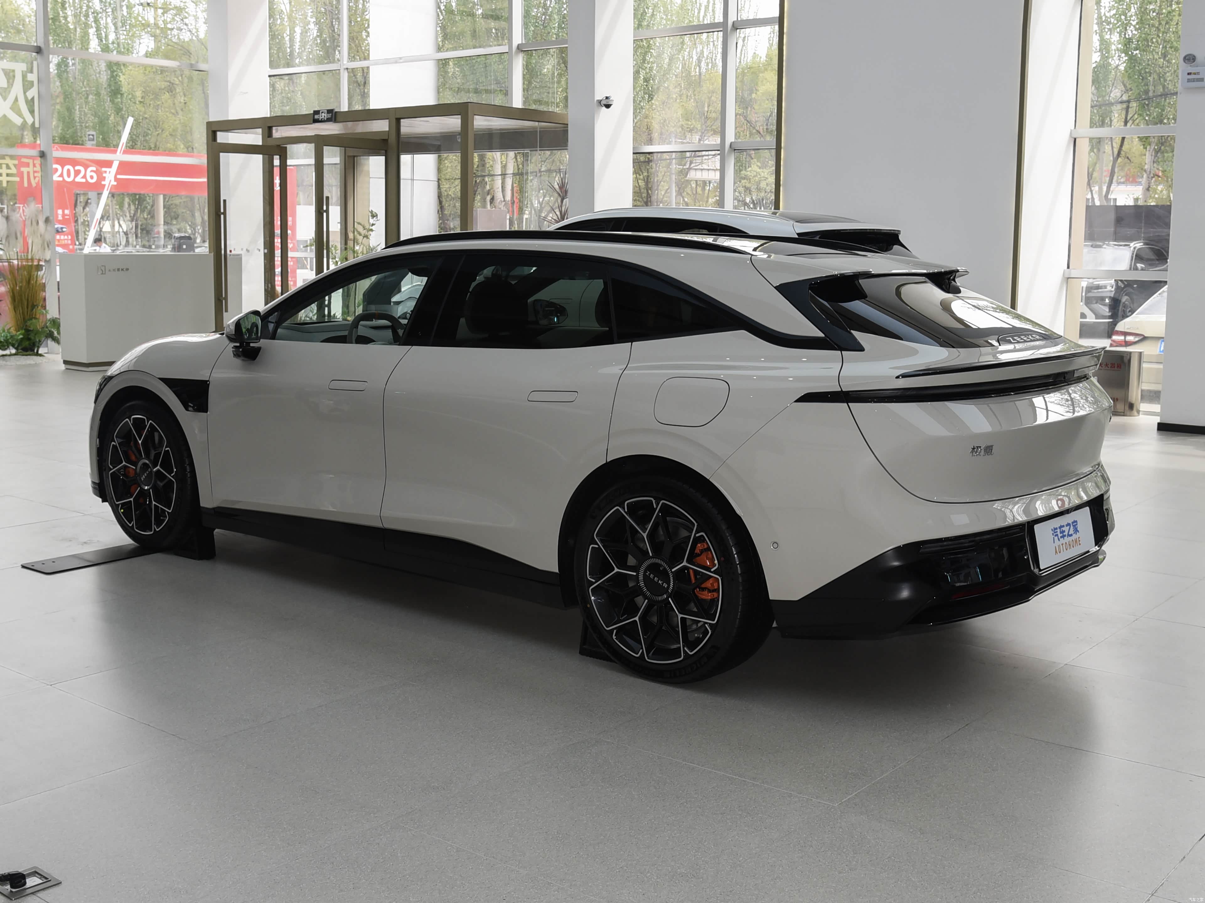  Zeekr 007 GT