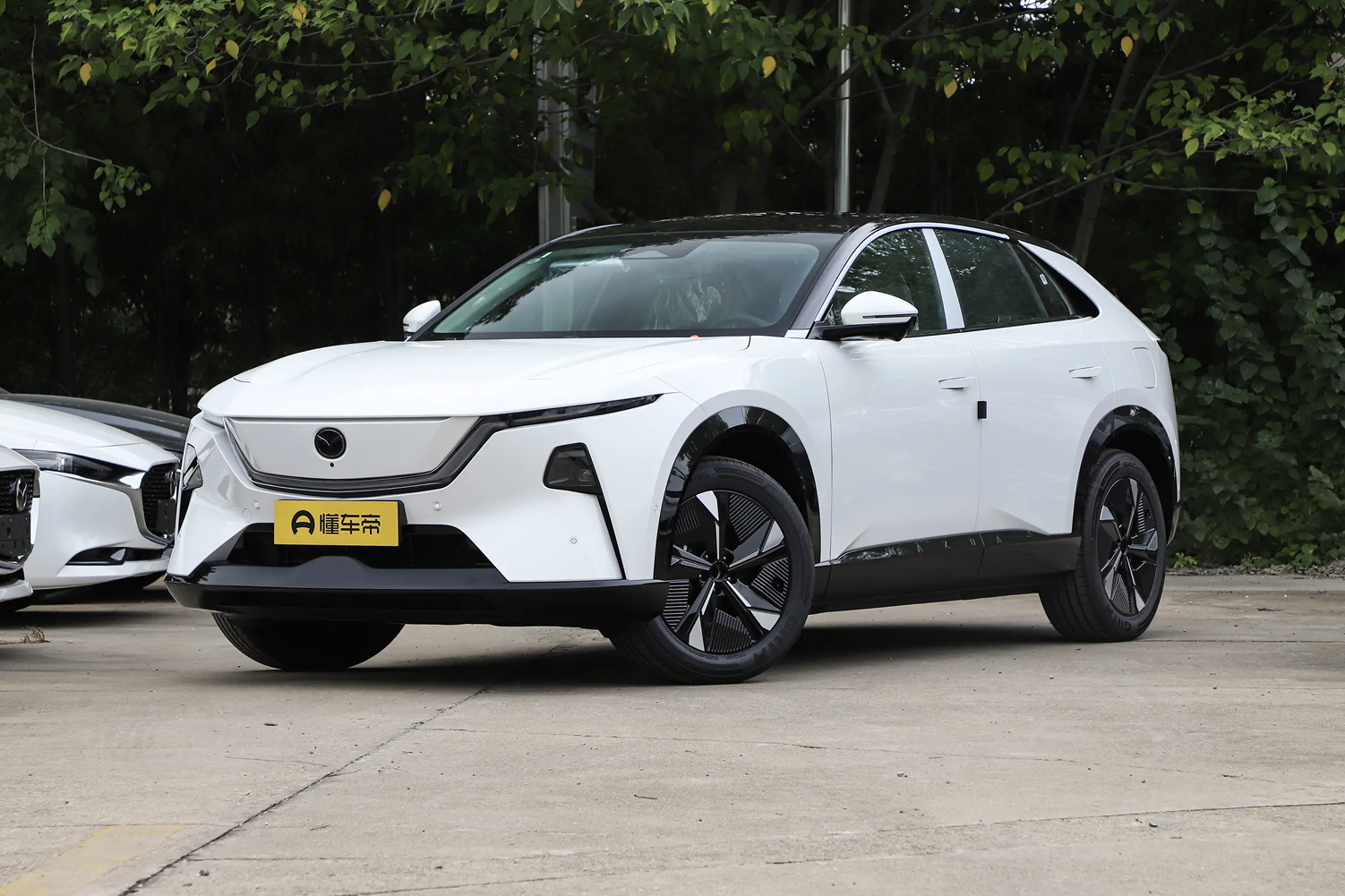  Mazda EZ-60 Hybrid